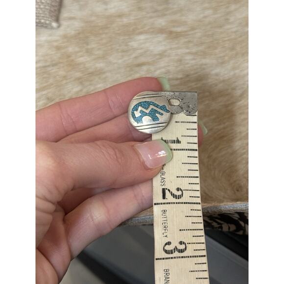 Zuni Bennie Bowekaty Sterling Inlaid Turquoise Spirit Bear Stud Earrings Fetish - Picture 6 of 8